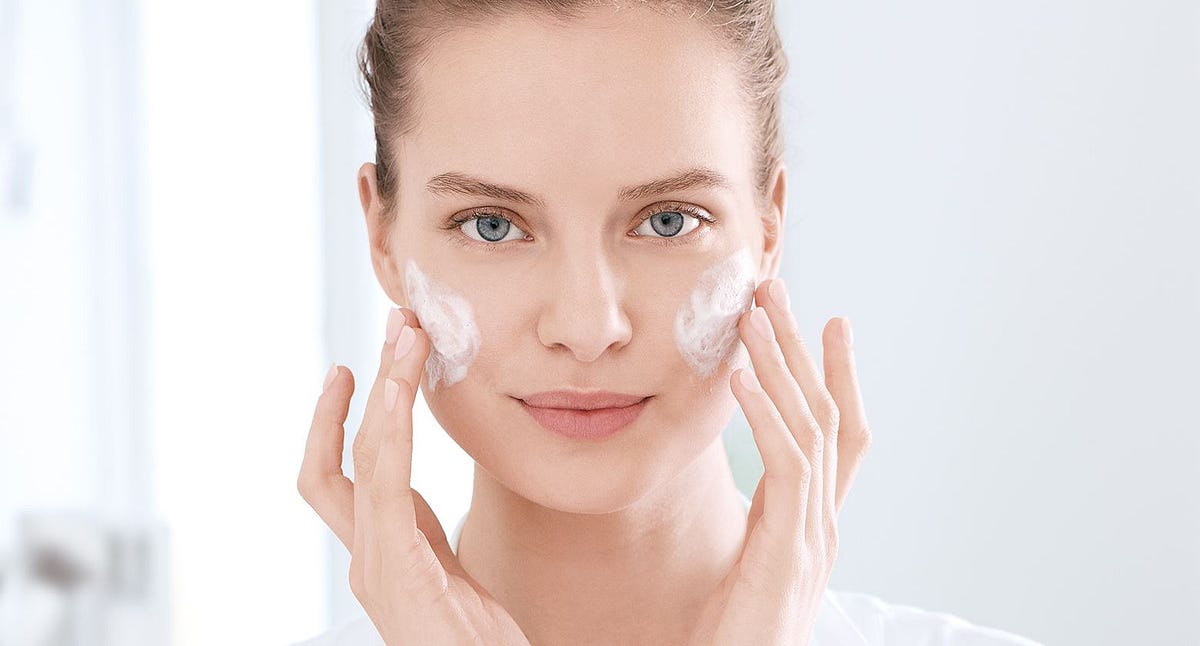 تفاوت پاکسازی پوست و فیشیال پوست صورت چیست؟
