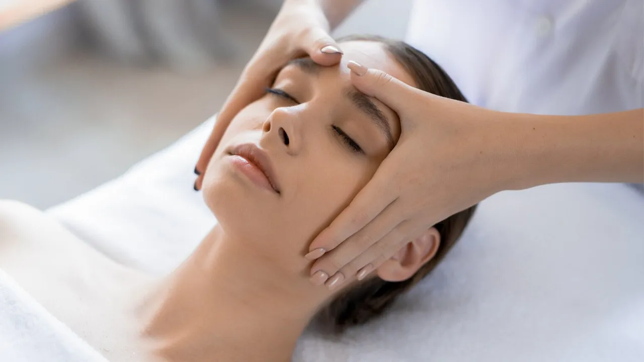 مرکز فیشیال و پاکسازی پوست در اصفهان